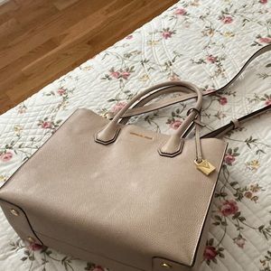 Micheal Kors Mercer Bag